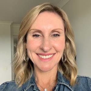 Meet your Posher, Louise